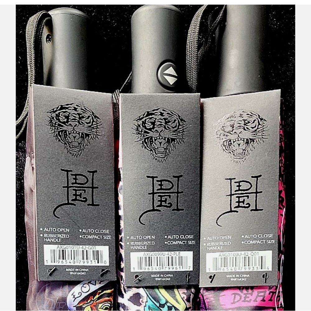 NWT ED HARDY COMPACT UMBRELLAS - Pink or Black Handle - Only 2 Left - Picture 6 of 8
